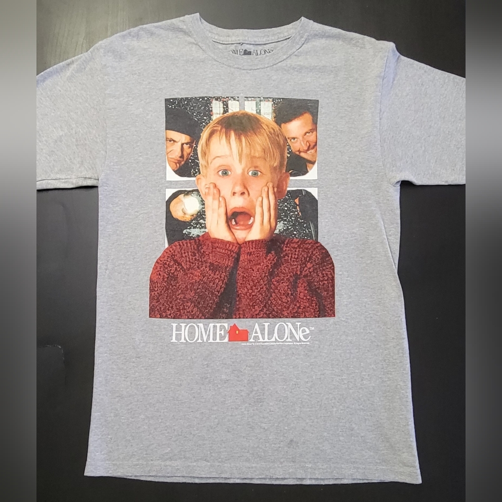 Home Alone Tee shirt - Picture 1 of 4